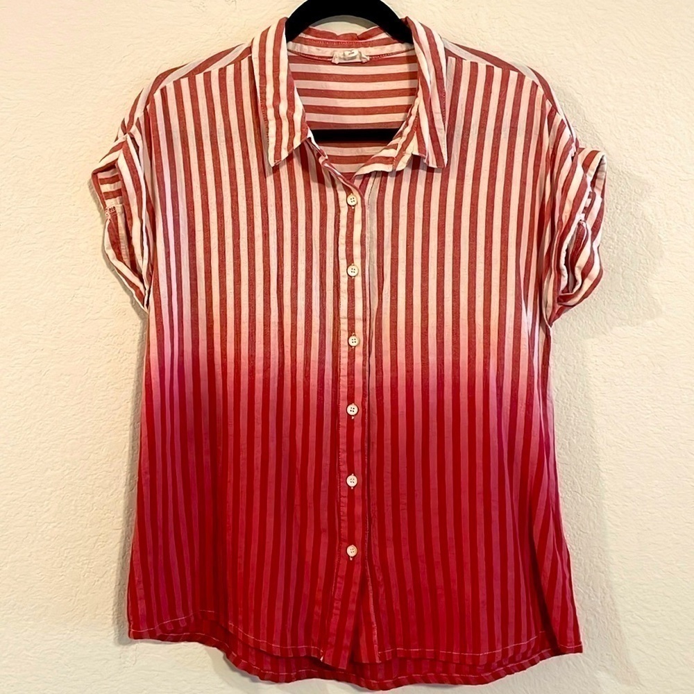 Hem & Thread Women’s Shirt Medium Red Ombré Stripe Cotton Longline Bohemian